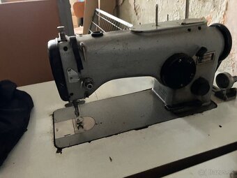 predám šijací stroj  Minerva