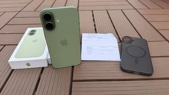 Vymenim predam iPhone 17 zelenej farby kupeny v iStores