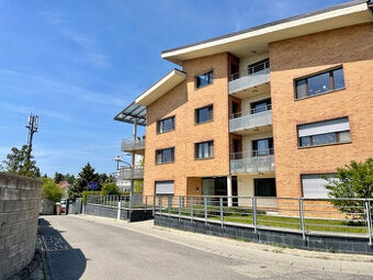 BA III. Koliba - 3 izbový  byt  s parkovaním na Kolibe