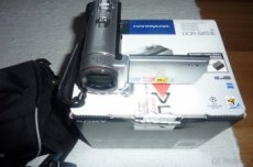 Videokamera Sony Handycam DCR-SX53E strieborná + brašňa