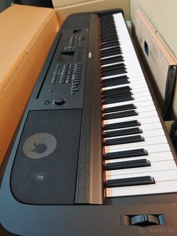 Yamaha dgx 670 b