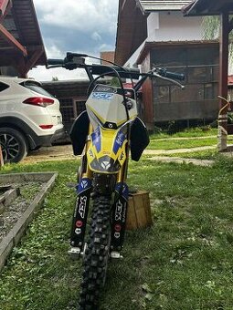 Predám pitbike YCF125 racing Factory