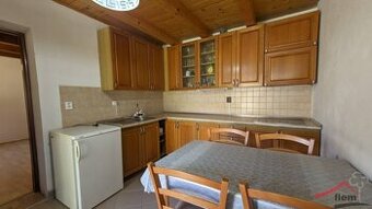 2-izbový dom na predaj v obci Melek, pozemok 800 m2