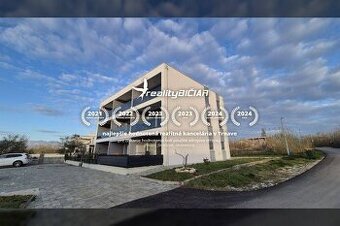 ZUKVE/VRSI - dvojizbový apartmán - 130 m od mora