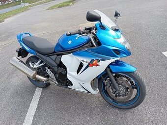 Suzuki GSX 650 FA