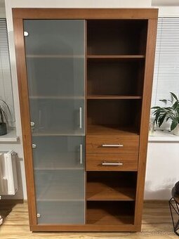 Obývačková skriňa