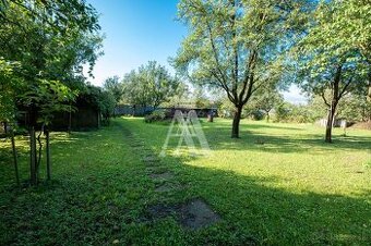 STAVEBNÝ POZEMOK PRE RODINNÝ DOM - 1