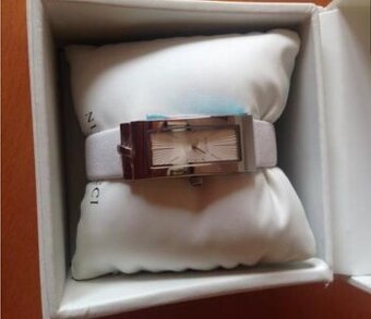 Nové dámske hodinky Nina Ricci