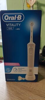 Zubná kefka Oral-B Vitality 100