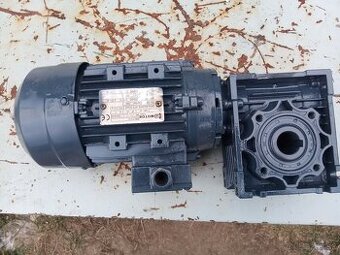 Snekova prevodovka s elektromotorom 0,55kW...