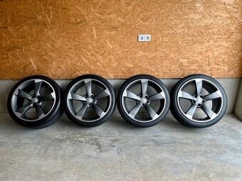 Kúpim sadu Audi Rotor R19
