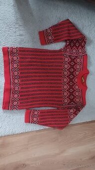 Sveter s nórskym vzorom