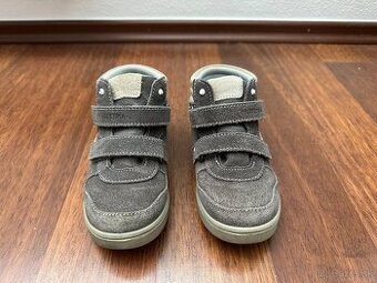 Kvalitne dievcenske clenkove topanky Protetika, velkost 28