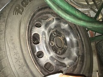 Predam zimne pneu a disky 5x114,3