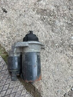Štartér Škoda,Audi,Seat OEM:02A911023L, Bosch 001121026