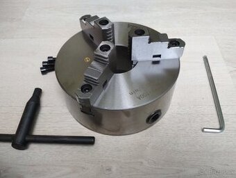 Univerzalne skľučovadlo 3-čeľusťové 200mm