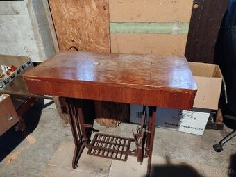 Šijací stroj Minerva