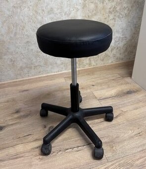 Kozmetická stolička/taburetka