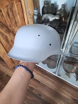Nemecká prilba m42