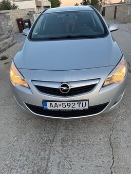 Opel astra 1.7 CDTI sport tourer nová STK EK
