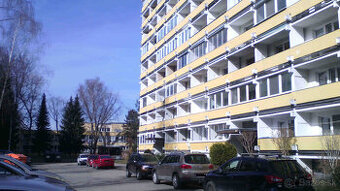 3-izbový byt, 82m2 (2 lódžie), pivnica