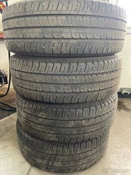 215/65 R16C