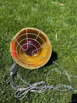 Infra lampa k hydine
