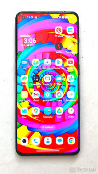 oneplus 11,Top stav16GB Ram/256,vyborne foti,vykonny