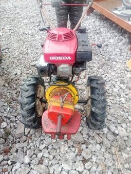 Predam malotraktor