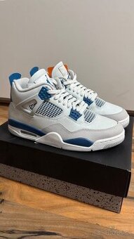 Air Jordan 4 “Military Blue”