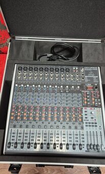 Behringer Xenyx X2442 USB + Case
