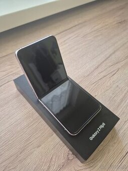 Predám Samsung Galaxy Z Flip 5