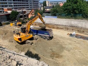 JCB 220XL - 2018 7000mth