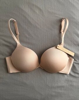 Skims ultimate push up plunge mica bra