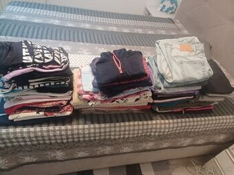 Dievčenské oblečenie