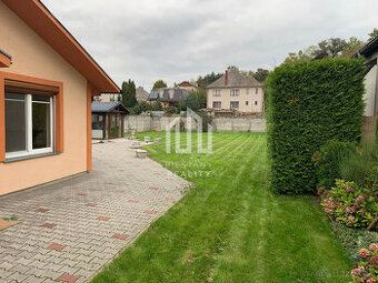 NOVINKA RD v Banke s pozemkom 728 m2 + 2izb. byt so samost