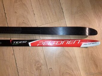 nové bežky peltonen tiger s šupinami viazanie NNN - 1