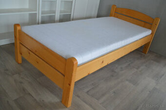 Posteľ + rošt + matrac