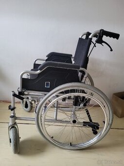 Invalidný vozík - skladací