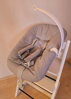 Stokke newborn set na stolicku Tripp trapp