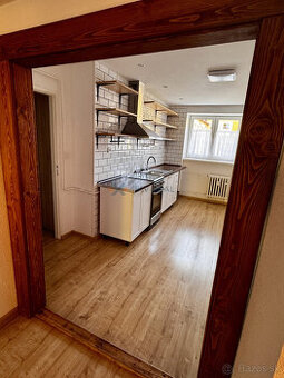 Ponúkam na predaj 2-izbový byt v Spišskej Novej Vsi