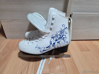 Dievčenské korčule na ľad 35/36