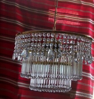 Predám Kryštálová lampa-nepoužitá, nová.