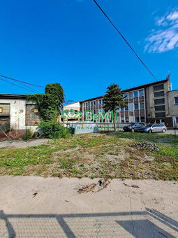 Pozemok s lodným kontajnerom na prenájom