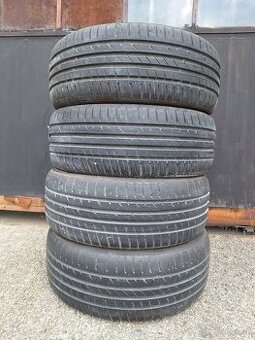 205/50R17 Kumho