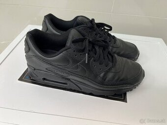 NIKE TENISKY