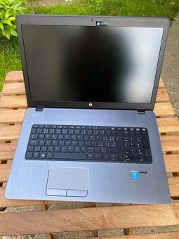 Notebook HP 17,3” i7 5500U,12GBDDR3,R5 M255,240GBSSD