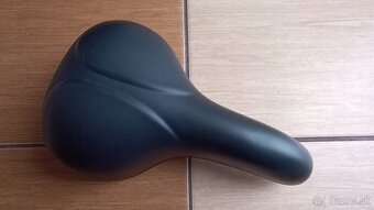 Darujem používané sedlo na bicykel Selle Royal