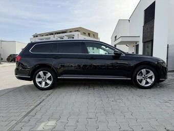 Volkswagen Passat Variant 2.0 TDI Elegance 4Motion DSG