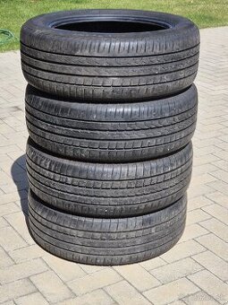 Pirelli Cinturato P7 215/55 R17 94W Seal inside